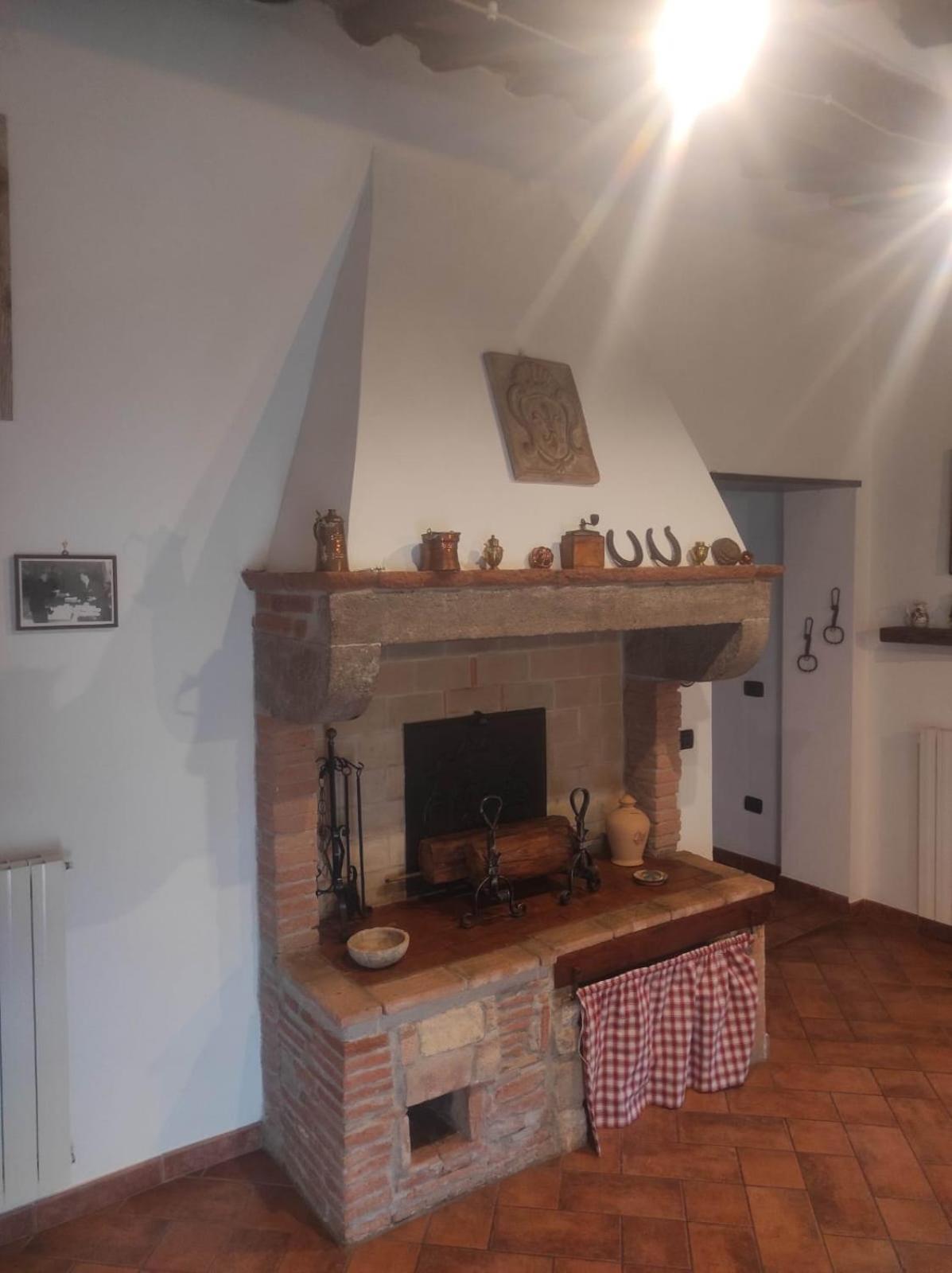 Casa Dei Nonni 57021 Lägenhet Campiglia Marittima Exteriör bild